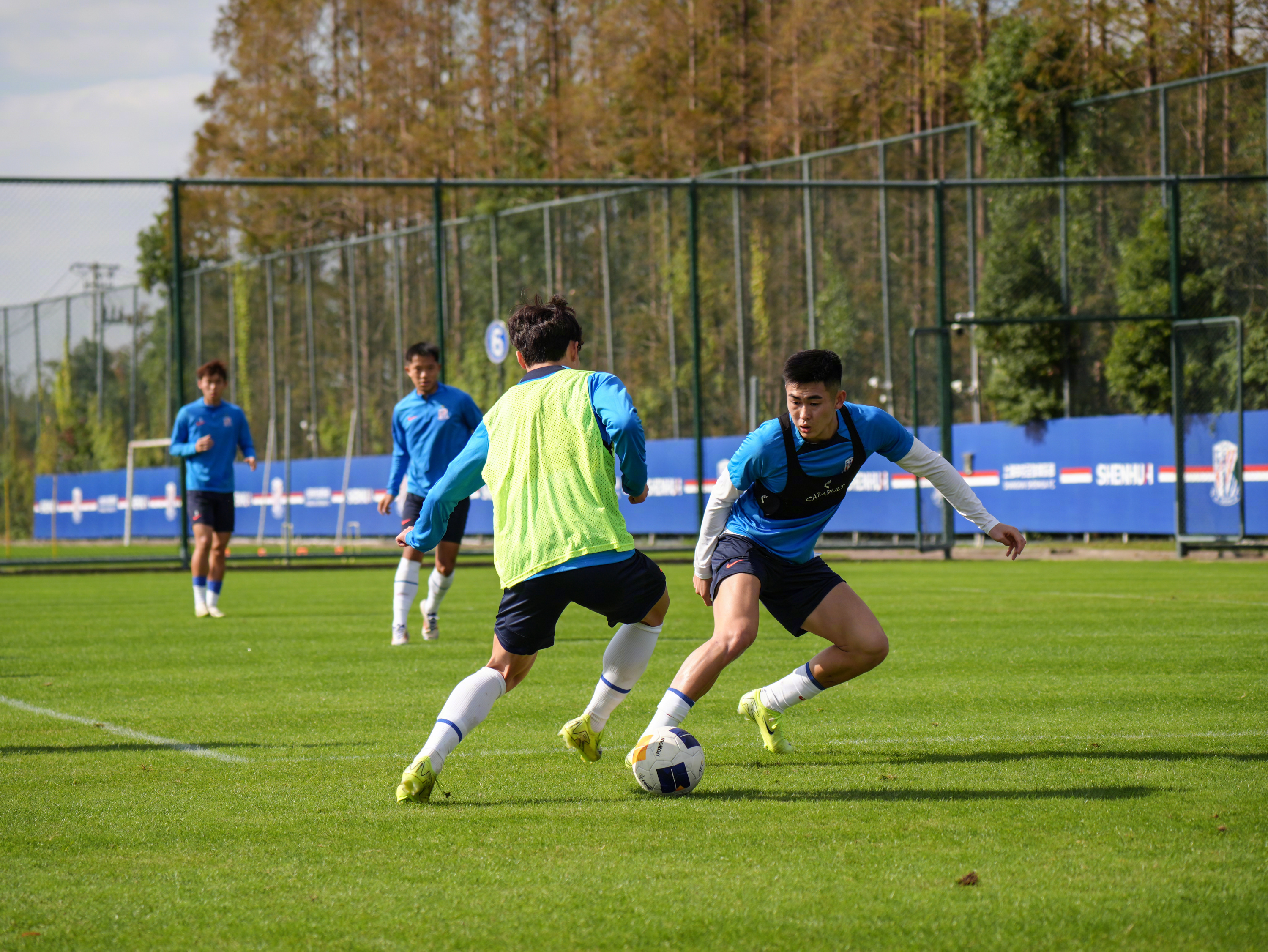 ayx-上海申花赛后止住颓势，志在德甲名次提升，话题不断，年轻球员得到机会-ayx